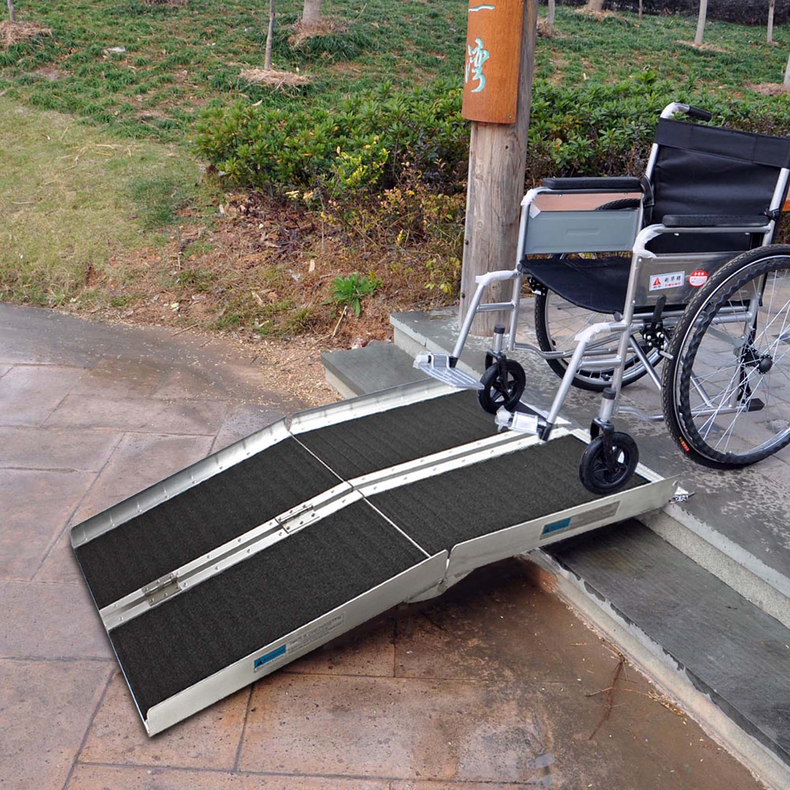 Rampes d'aluminium pour fauteuil roulant