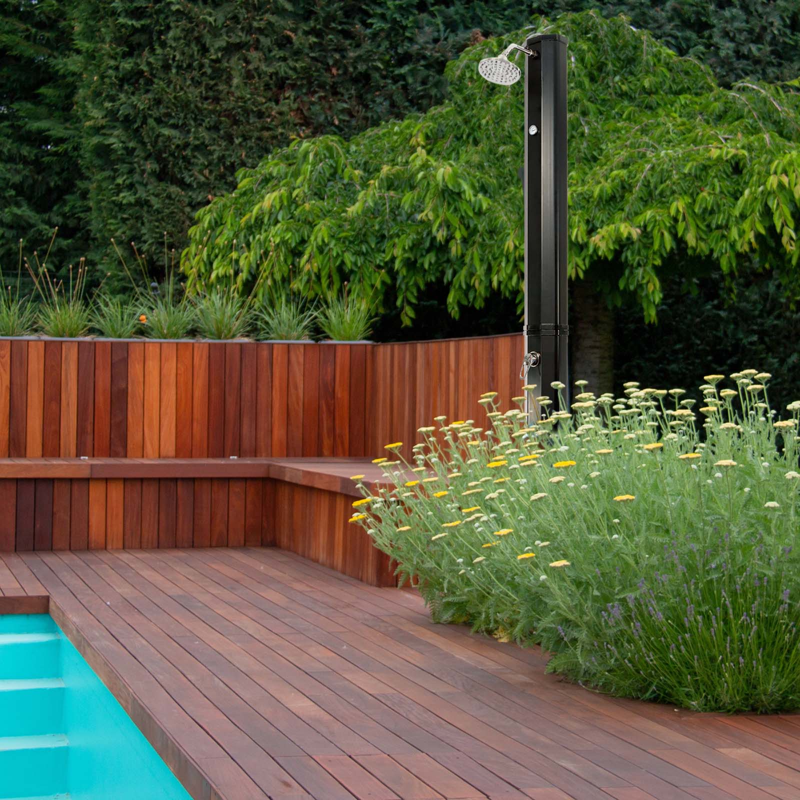 Douche solaire 35L avec pomme jet pluie douche de jardin noire avec plaque  de base douche de piscine