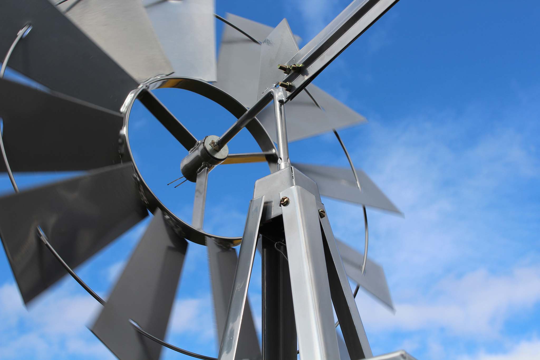 éolienne moulin à vent de jardin hauteur 205 cm modèle Villandry 159,00 €  LEZARD DU JARDIN