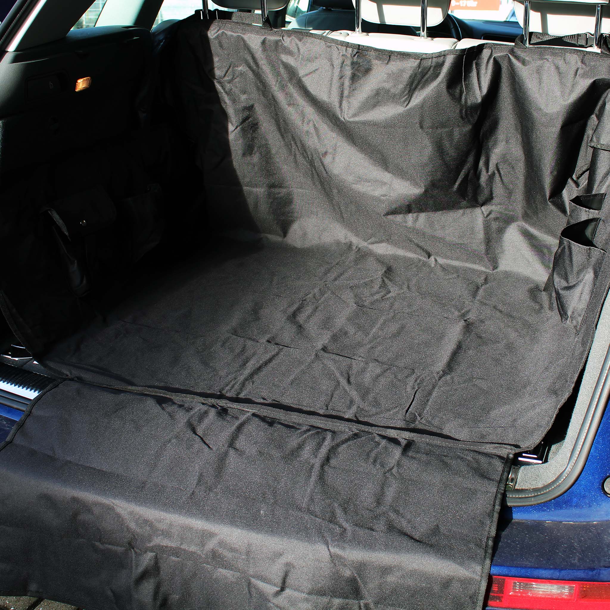 Travel bed - Tapis de coffre. Housses de protection pour sièges et coffre